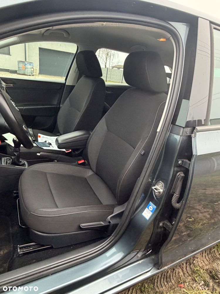 Skoda RAPID 1.2 TSI Style Plus - 30