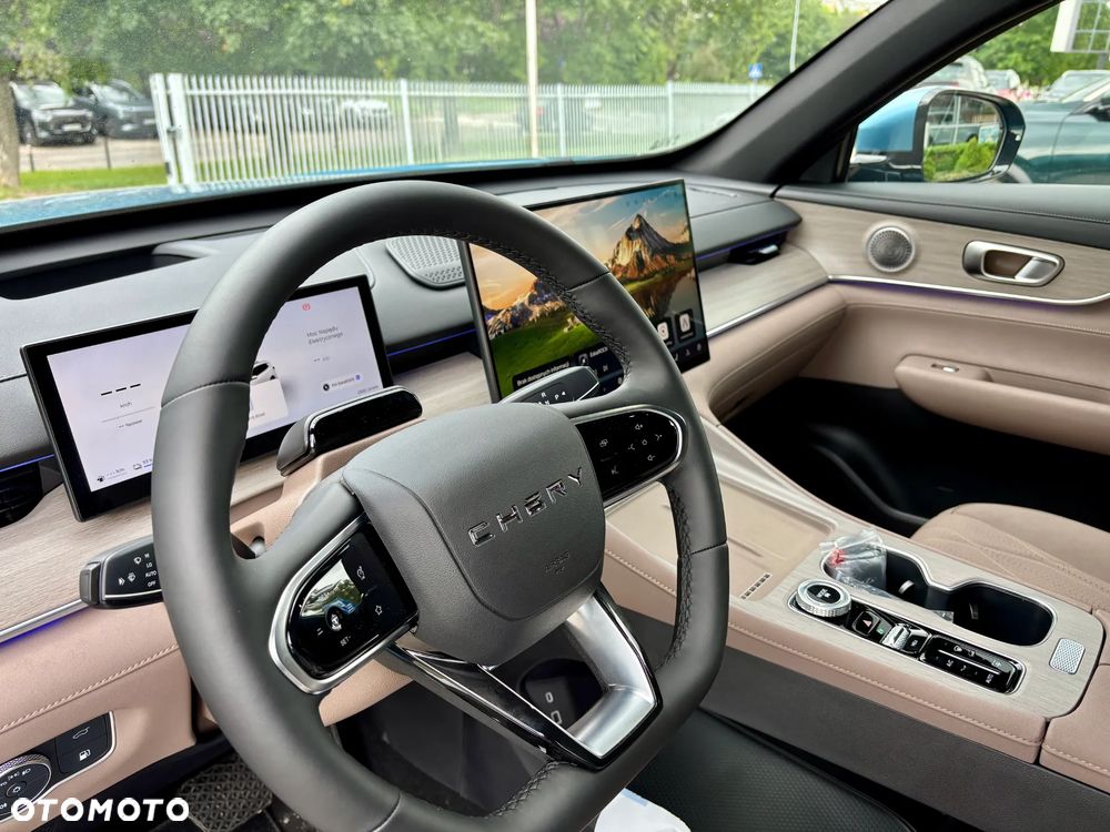 Chery Tiggo 8 1.5 T-GDI Super Hybrid Prestige DCT - 32