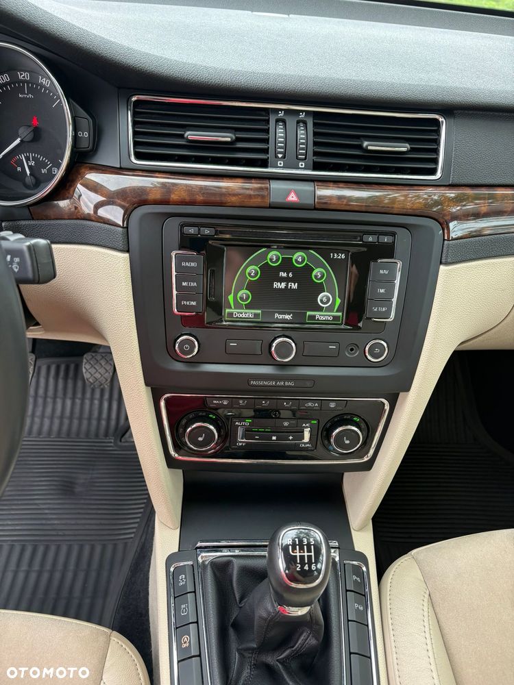 Skoda Superb 2.0 TDI Platinum - 13