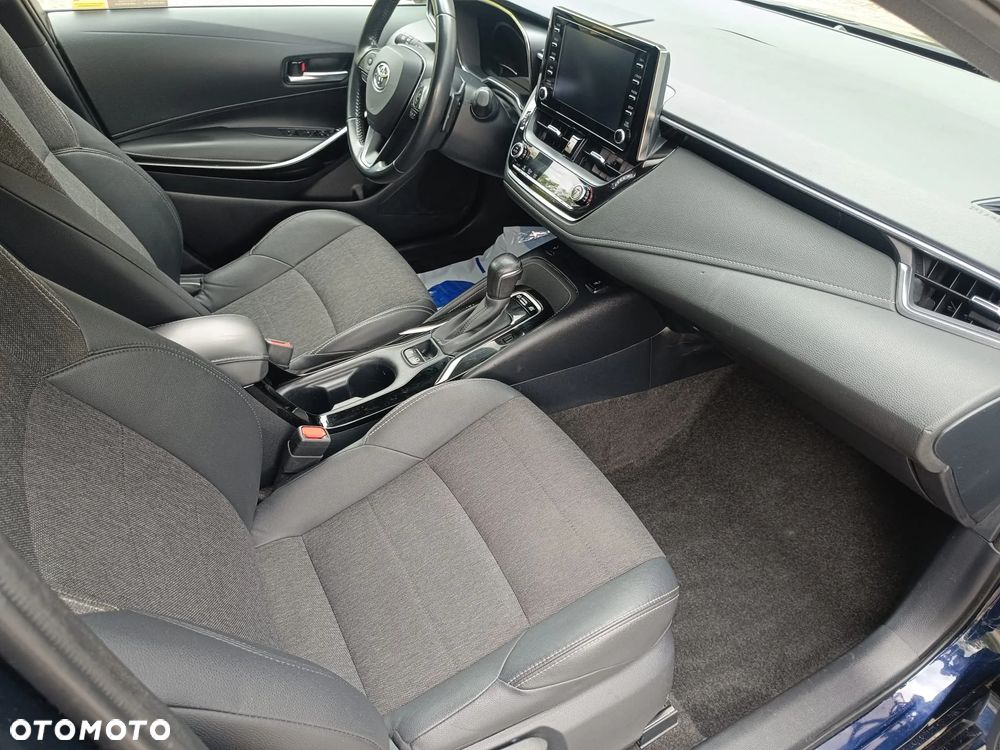 Toyota Corolla - 16