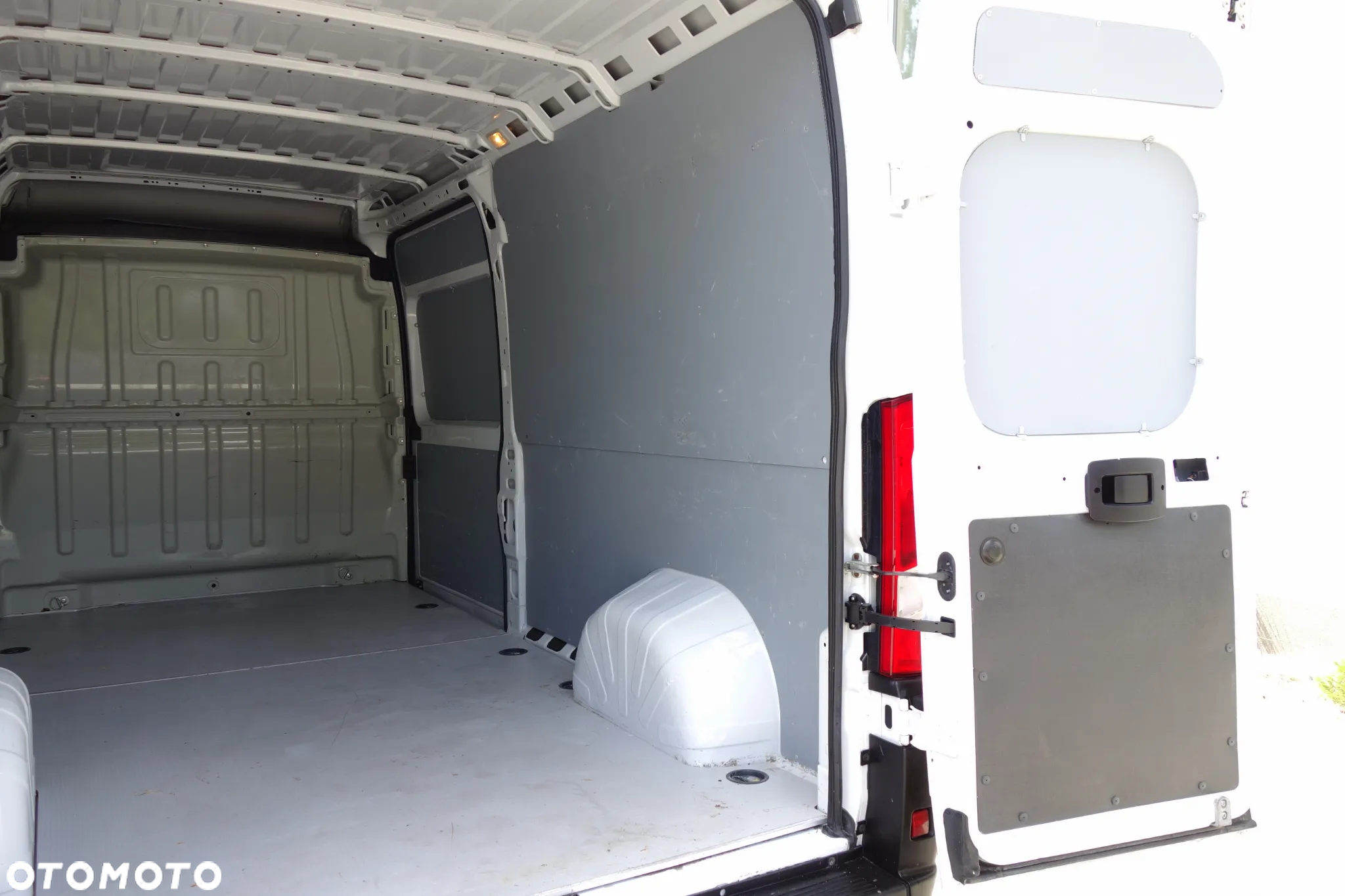 Fiat Ducato 2.3 Multi-Jet 140 KM L3H2 Klima Webasto  Kamera - 11