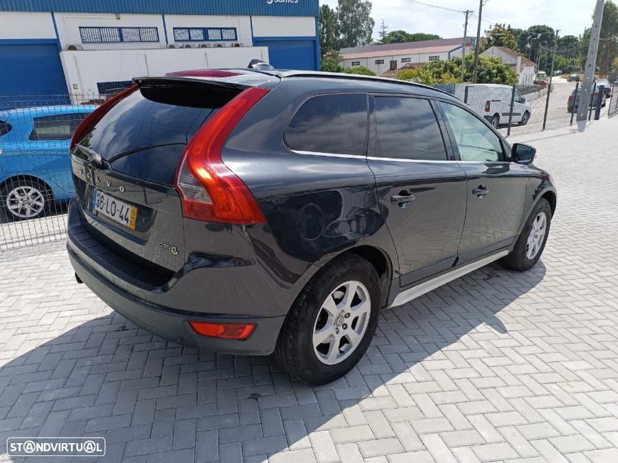Volvo XC 60 2.0 D3 Drive - 4