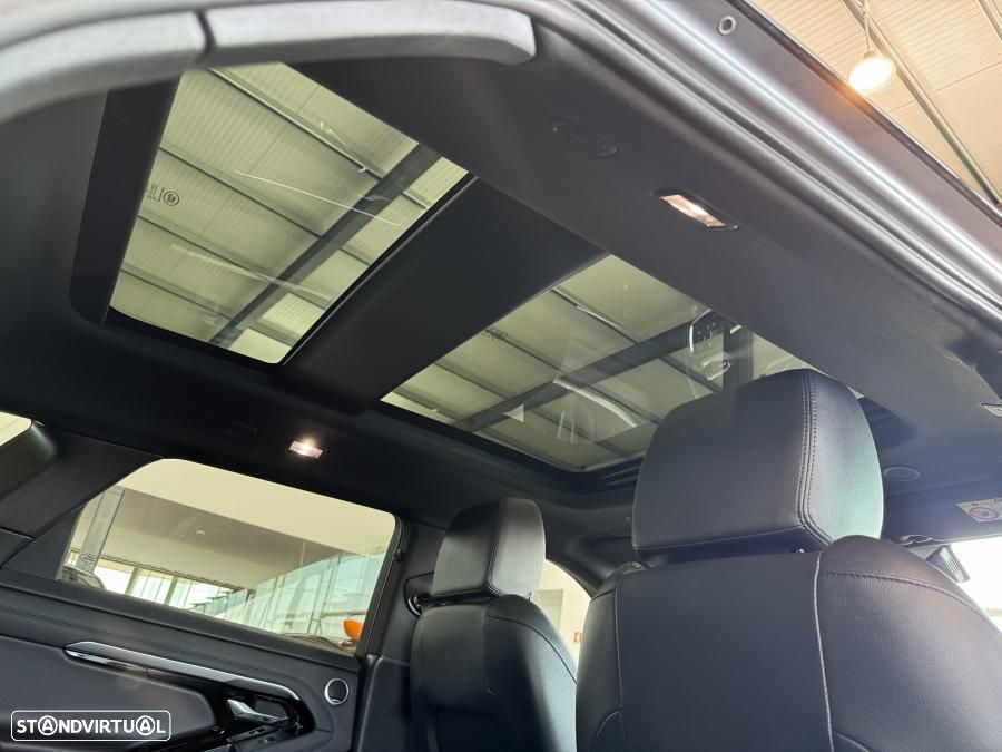 Land Rover Range Rover Evoque P300e R-Dynamic - 18