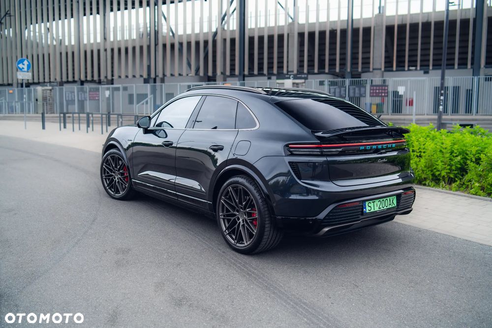 Porsche Macan - 12