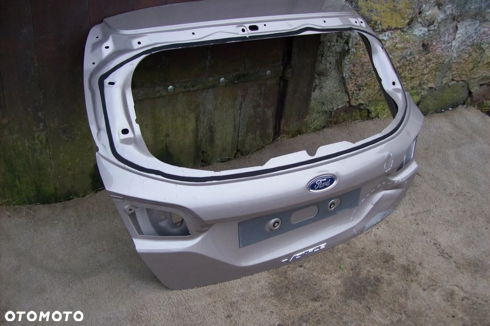 tylna klapa ford fiesta mk8 - 3