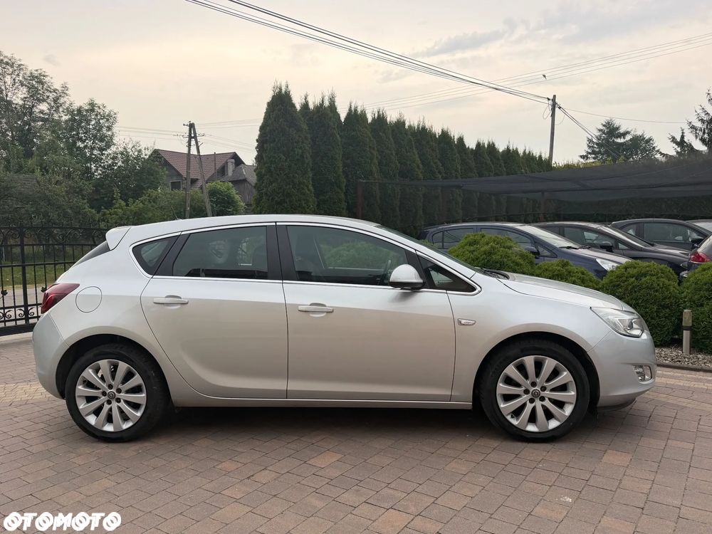 Opel Astra 1.6 Style - 8