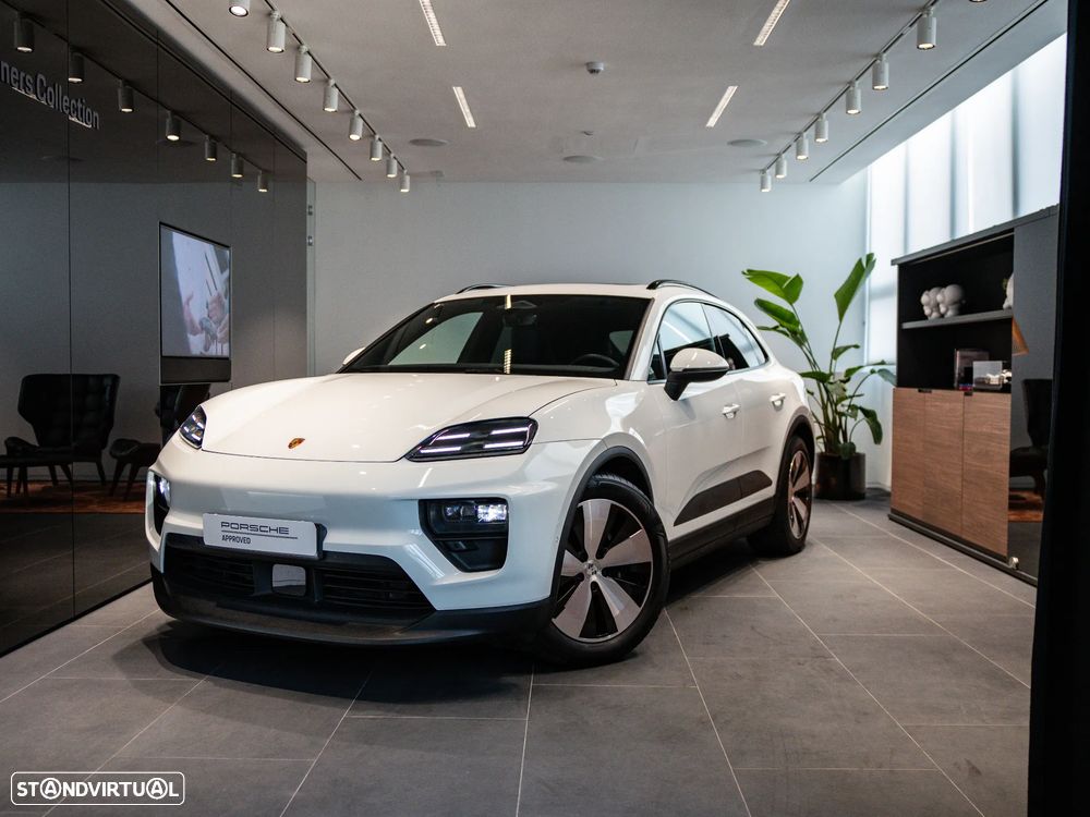 Porsche Macan Electric - 1