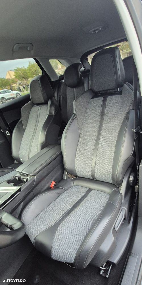 Peugeot 3008 - 11