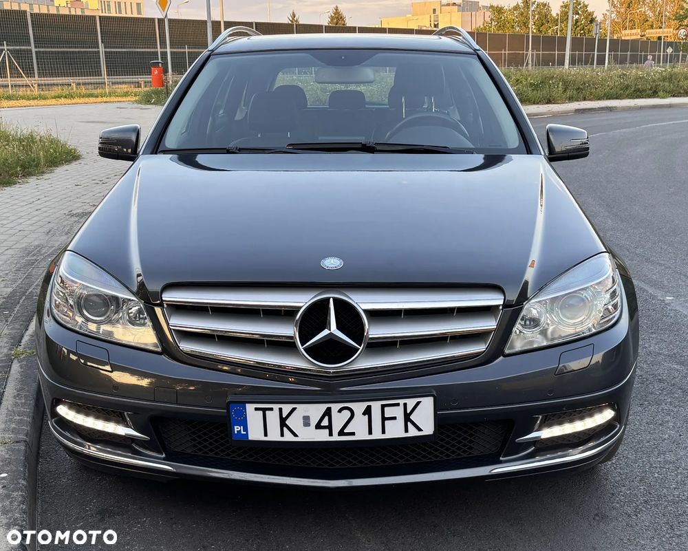 Mercedes-Benz Klasa C 200 CGI Automatik BlueEFFICIENCY Avantgarde - 5