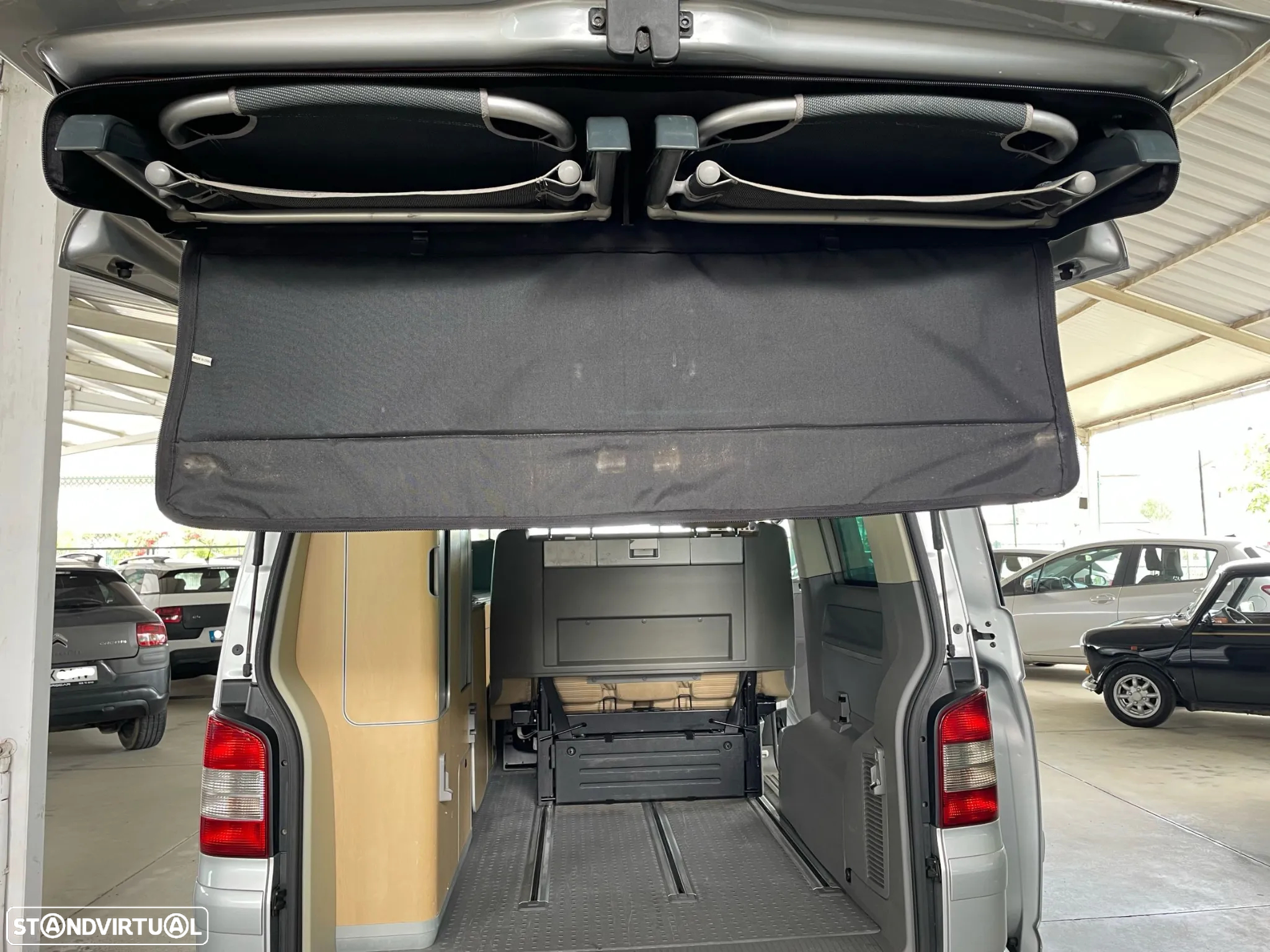 VW California T5 2.5 TDI Cx. Automática - Autocaravana - 26