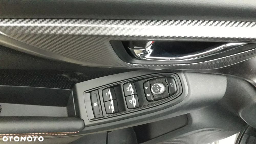 Subaru XV 2.0i-S Platinum (EyeSight) Lineartronic - 10