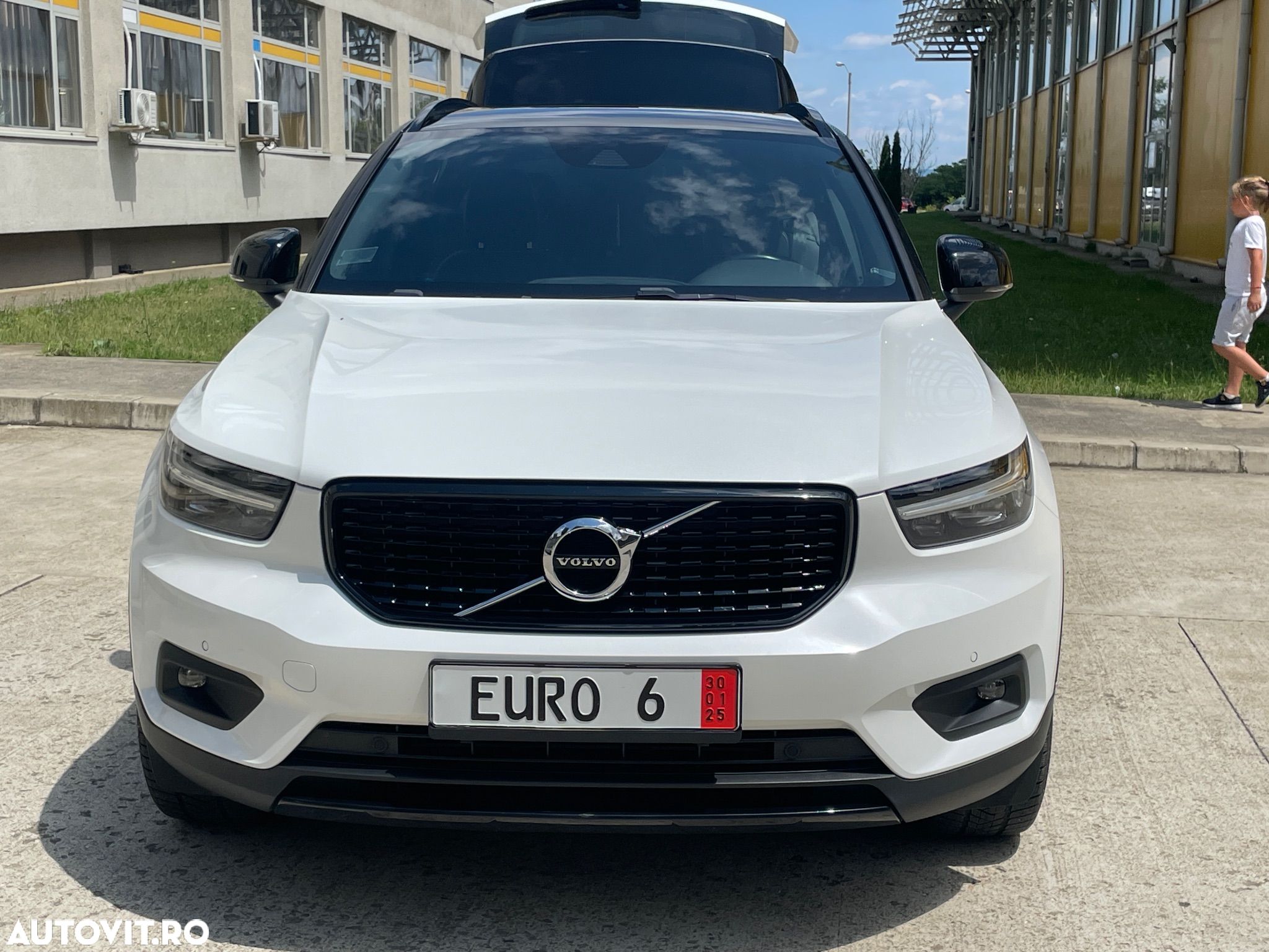 Volvo XC 40 D3 R-Design - 1