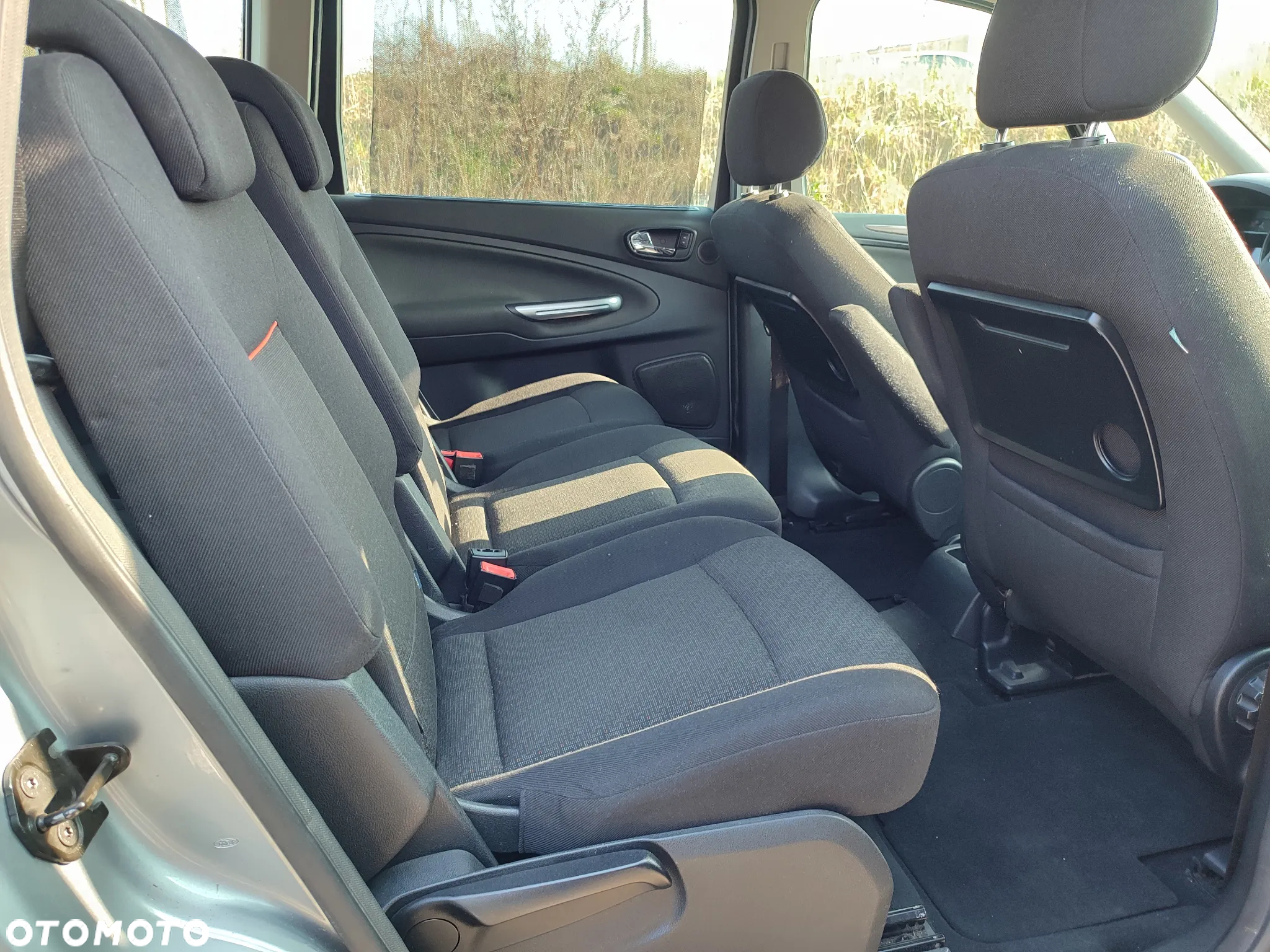 Ford Galaxy - 17