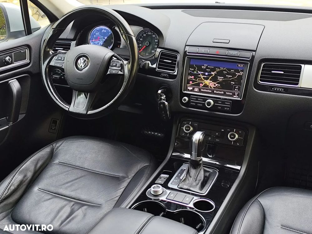 Volkswagen Touareg - 6