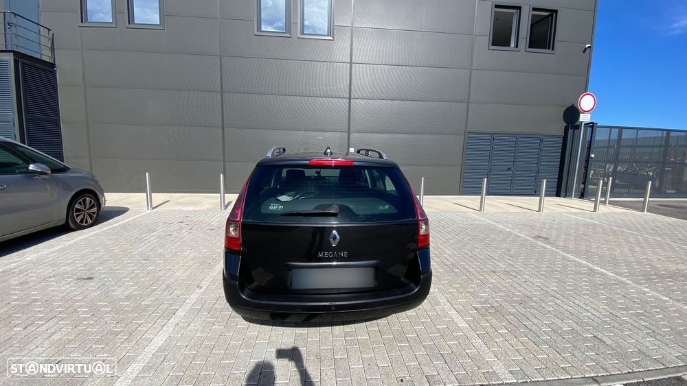 Renault Mégane Break 1.5 dCi Dynamique S - 4