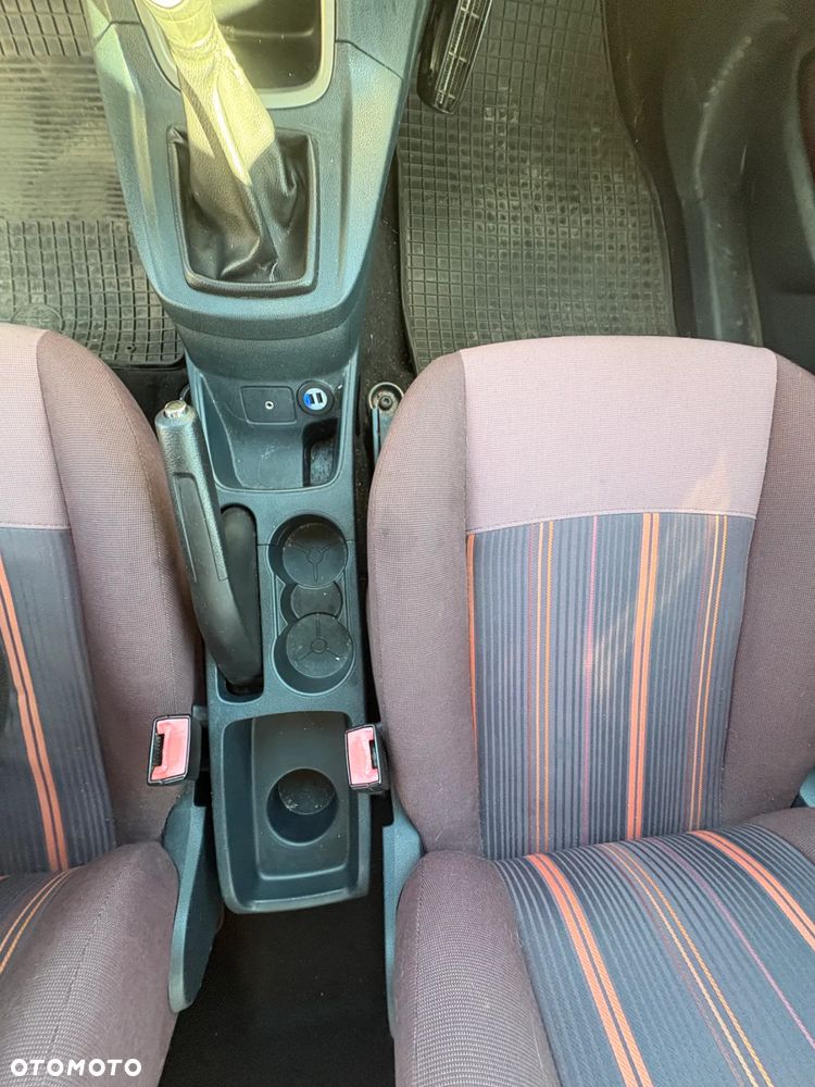 Ford Fiesta 1.6 TDCi Trend - 7