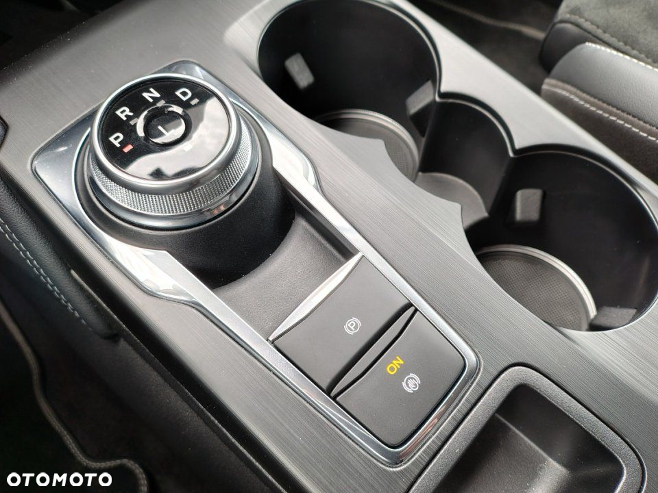 Ford Kuga - 19