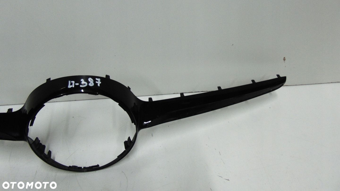 Mercedes A Klasa W176 Listwa Grilla A1768880085 - 2