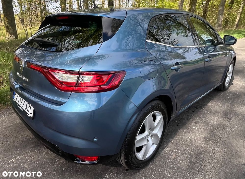 Renault Megane 1.5 dCi Limited EDC EU6 - 25