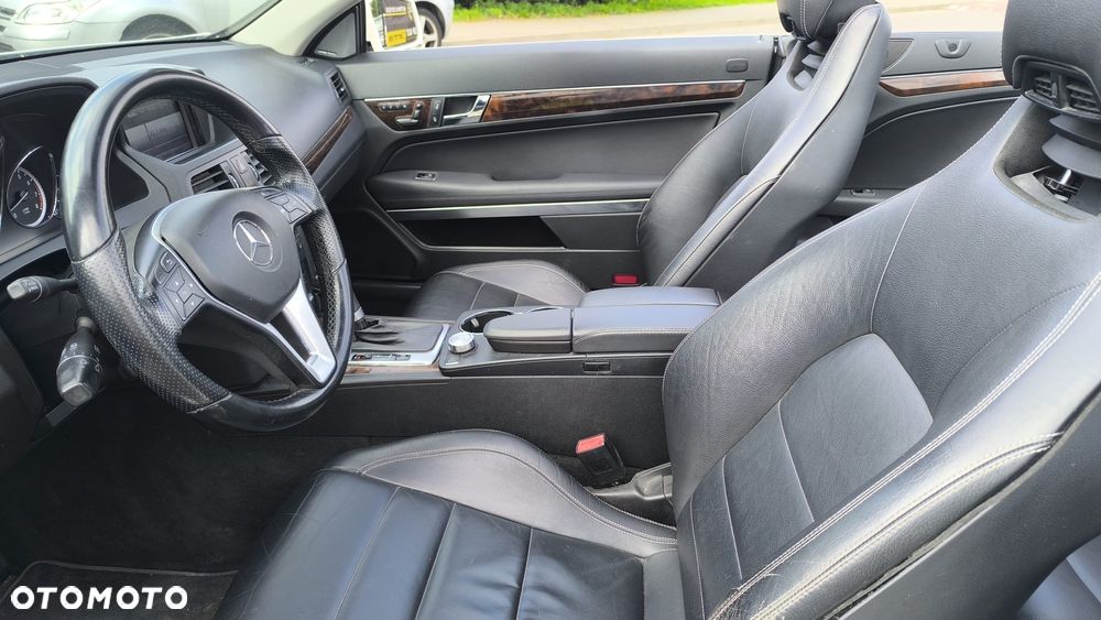 Mercedes-Benz Klasa E 350 Cabrio 7G-TRONIC - 24
