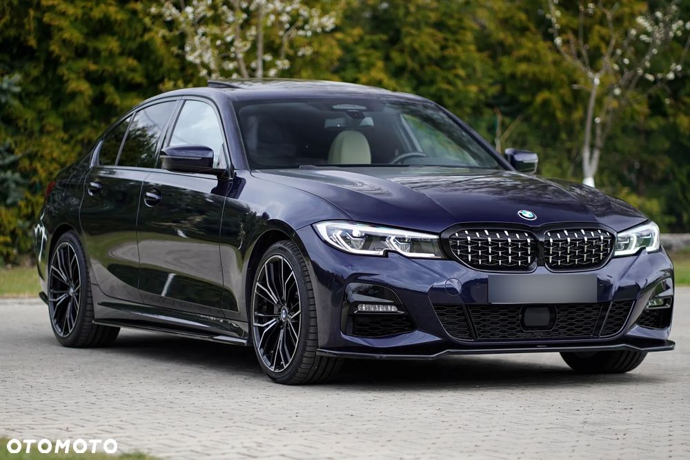BMW Seria 3 330d xDrive mHEV M Sport - 17