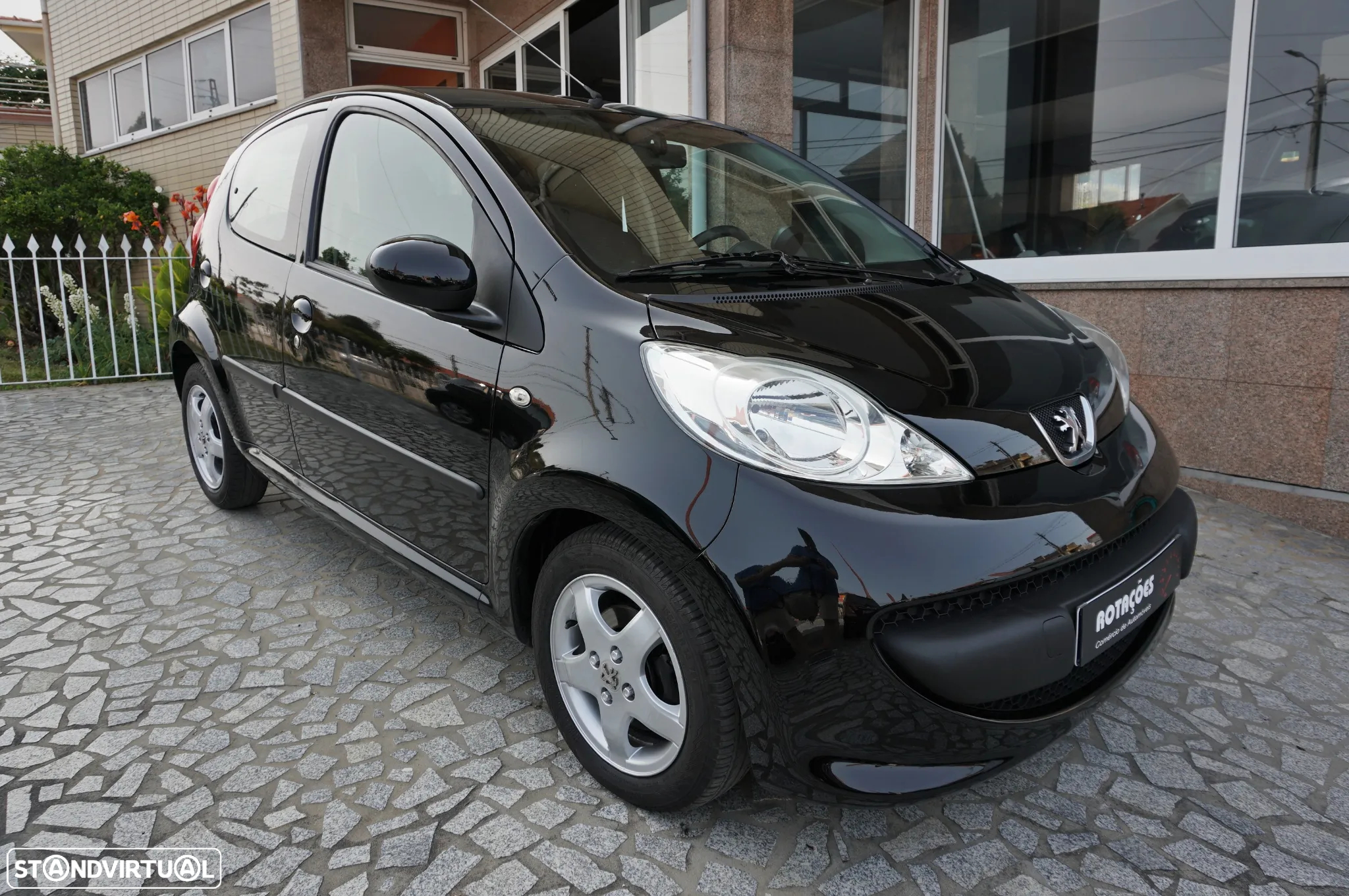 Peugeot 107 1.0 Trendy - 3