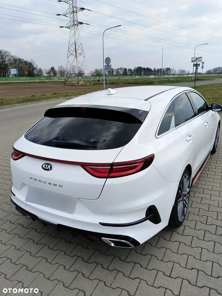 Kia ProCeed - 6