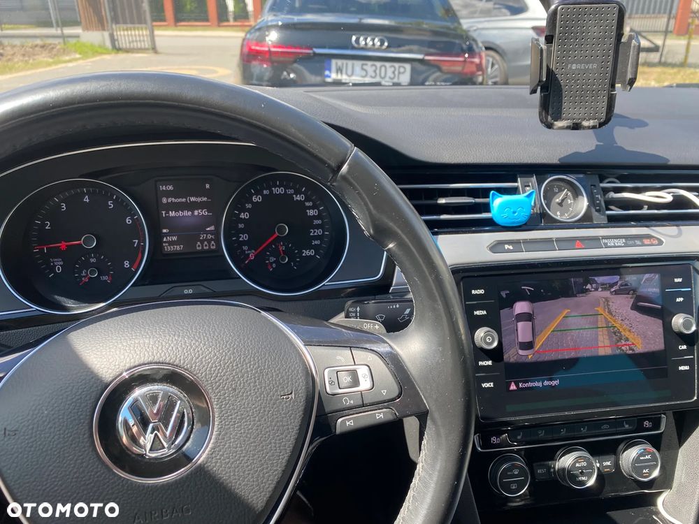 Volkswagen Passat - 5
