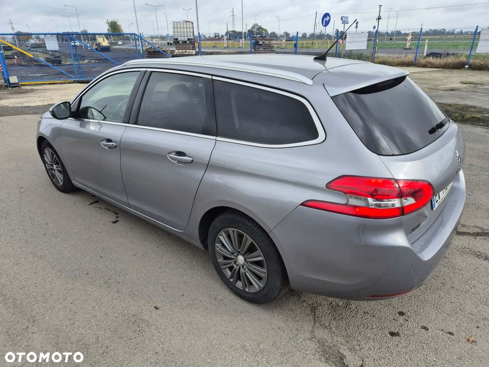 Peugeot 308 BlueHDi 120 EAT6 Stop & Start Active - 5