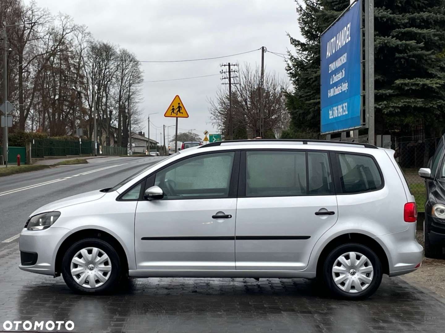 Volkswagen Touran - 8