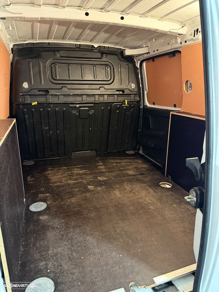 Peugeot Partner - 22