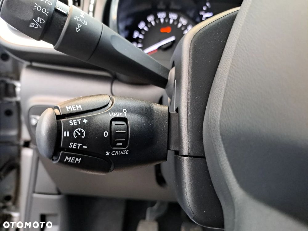 Citroën C3 1.2 PureTech Shine - 20