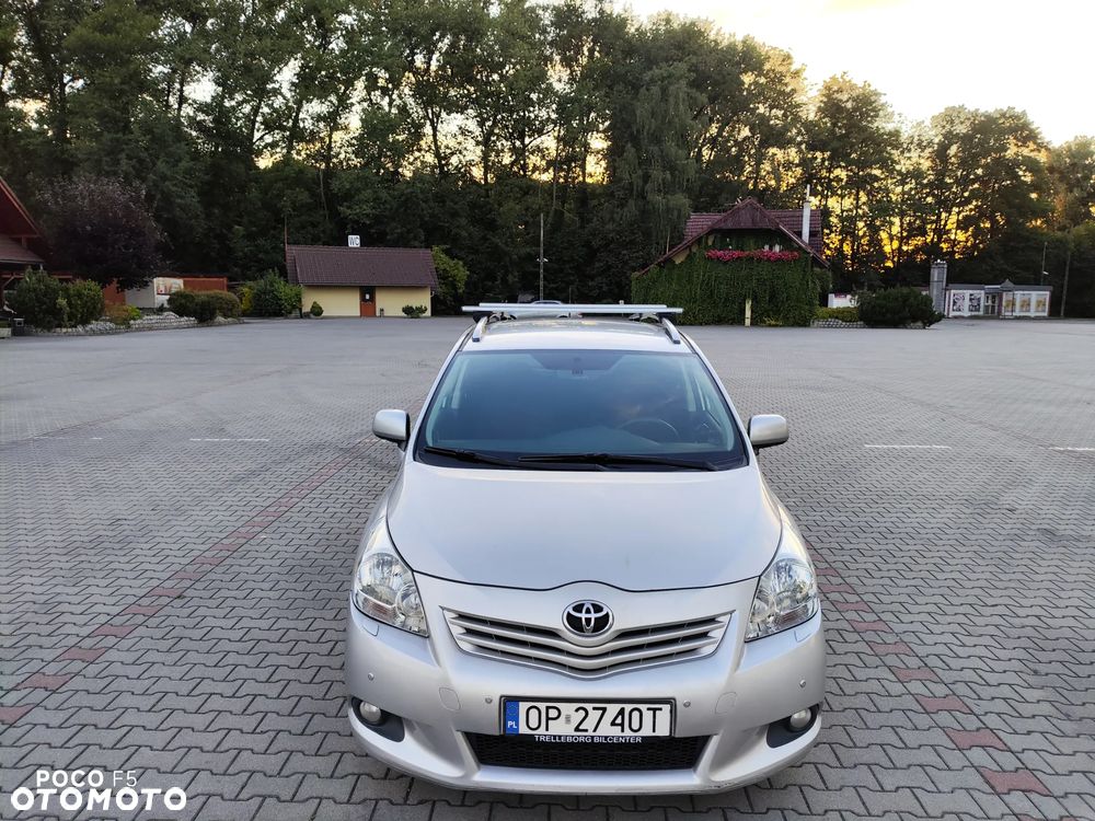 Toyota Verso 1.8 Sol plus 7os - 16