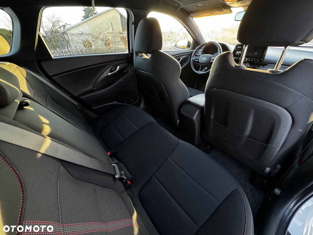 Hyundai i30 1.6 CRDI 48V-Hybrid N-Line - 31