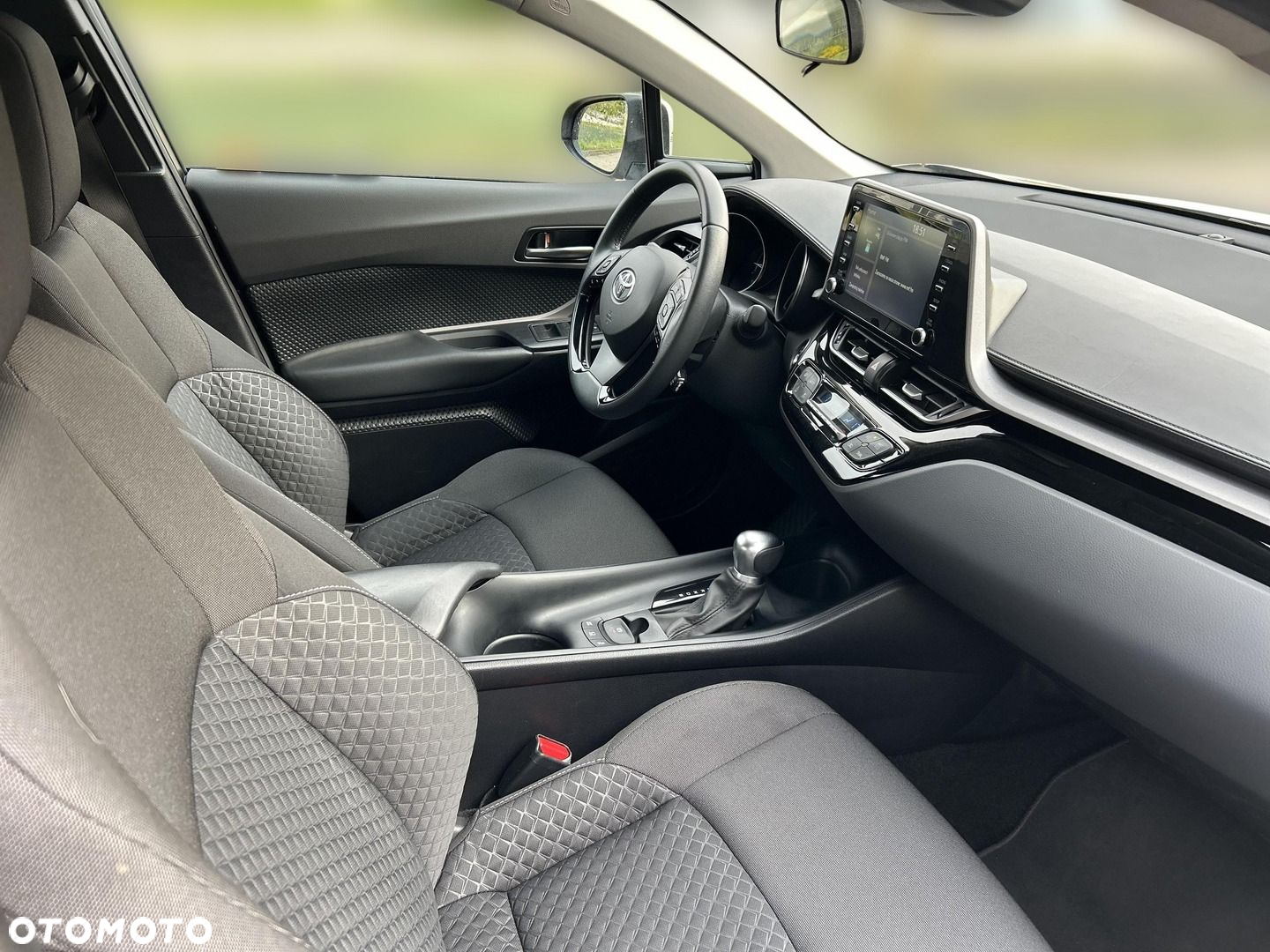 Toyota C-HR - 13
