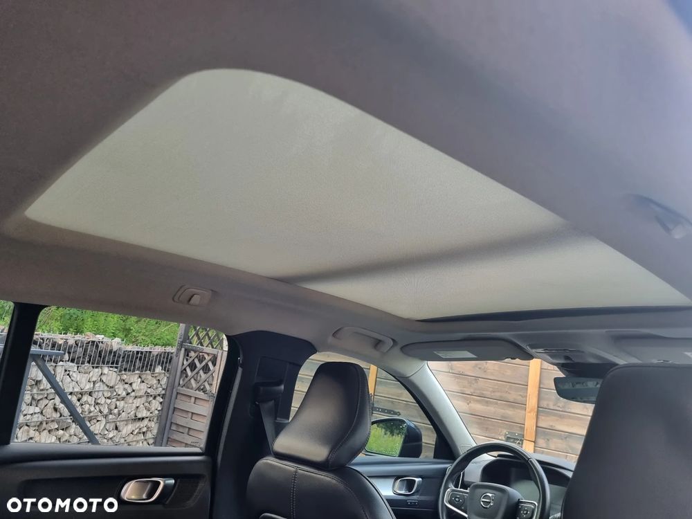 Volvo XC 40 T5 AWD Geartronic Momentum Pro - 21