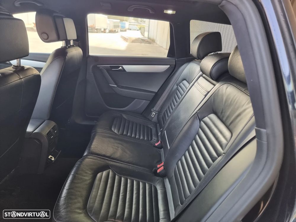 VW Passat Variant 2.0 TDI 4M Highline IM - 11