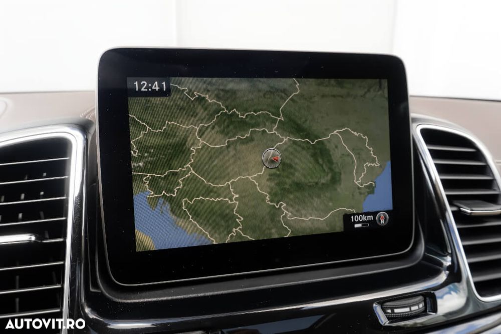 Mercedes-Benz GLS 450 4Matic 9G-TRONIC - 21