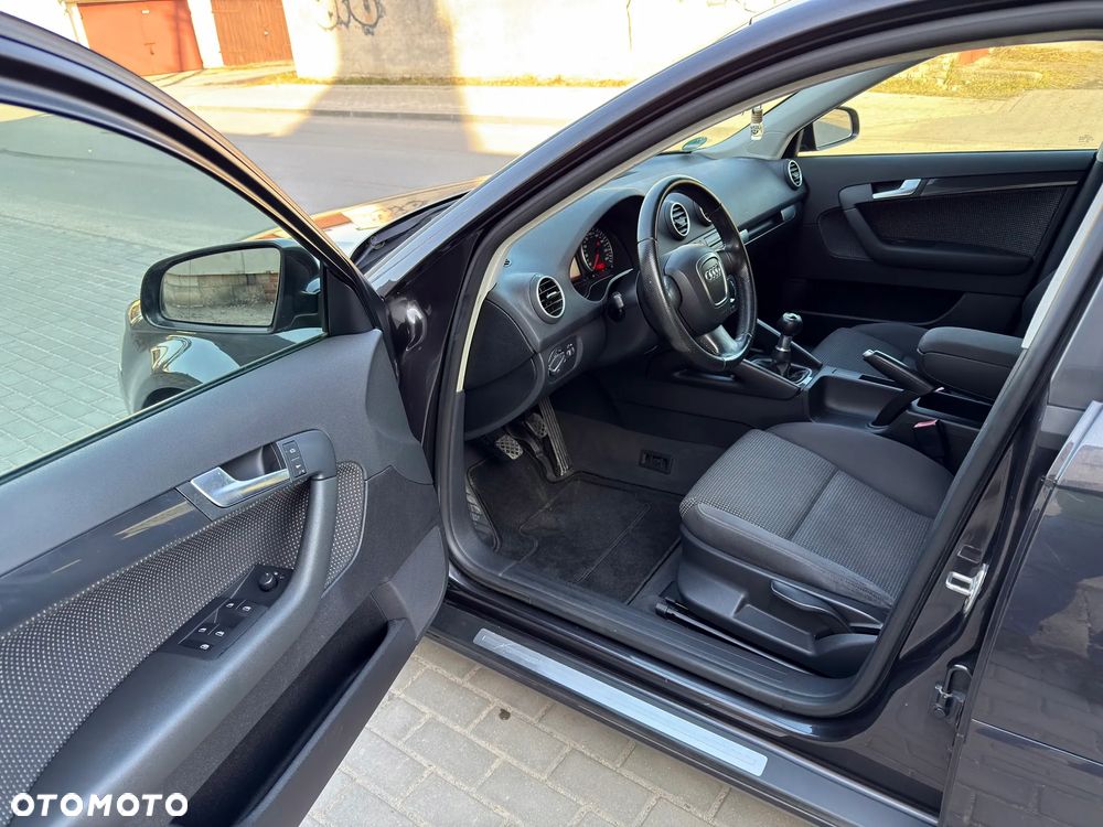Audi A3 Sportback 2.0 TDI Attraction - 15