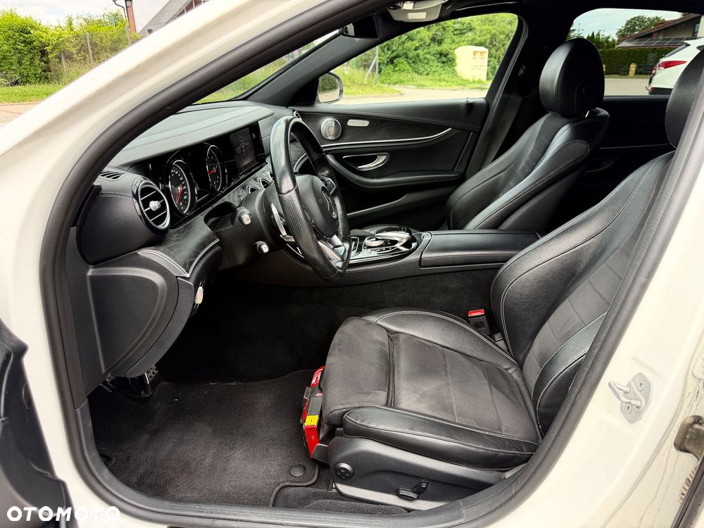 Mercedes-Benz Klasa E 220 d 9G-TRONIC - 19