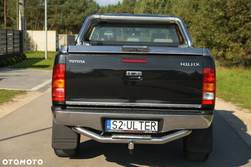 Toyota Hilux 2.5 D-4D SR5 Pakiet Plus - 5