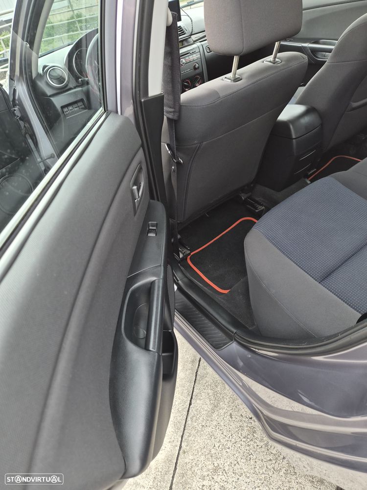 Mazda 3 Hatchback MZR 1.4 Core - 4