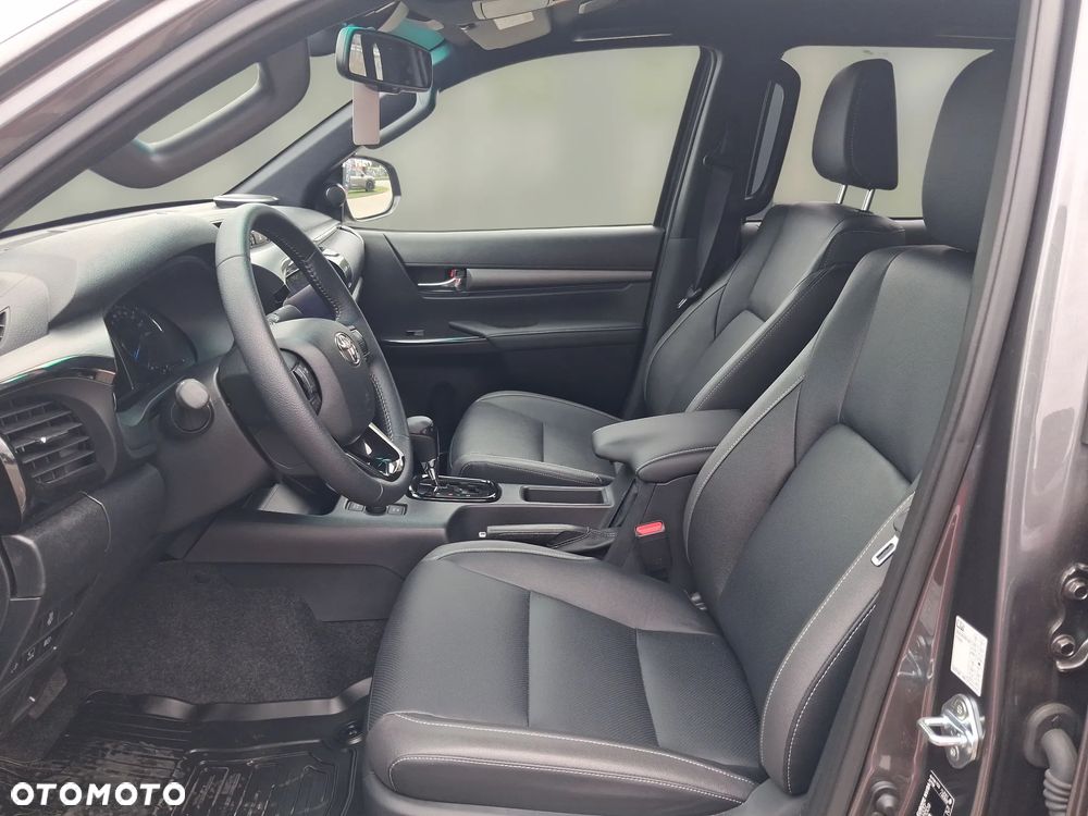 Toyota Hilux 2.8 D-4D Double Cab Invincible 4x4 - 16