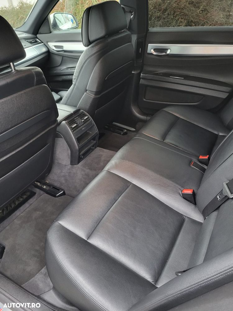 BMW Seria 7 730d - 6