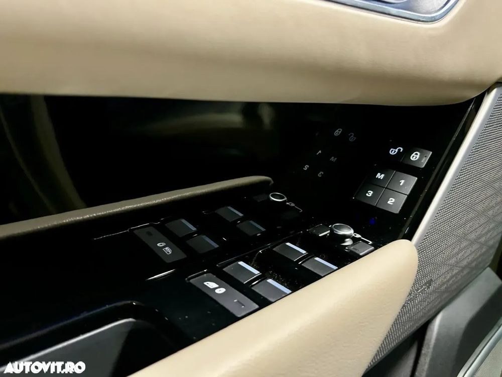 Land Rover Range Rover Velar 2.0 HSE - 11