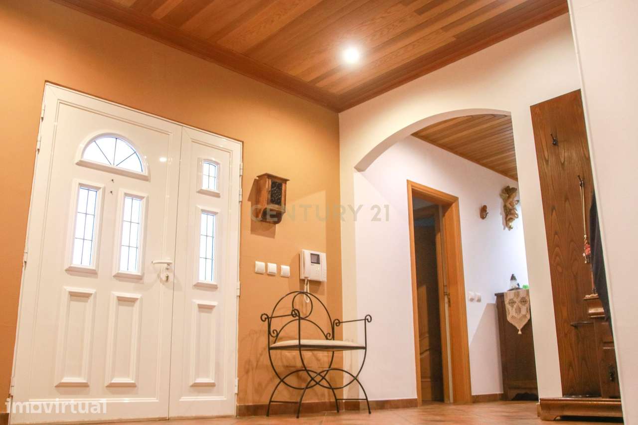 Quinta com moradia, 2,3 hectares, autonomia energética e hídrica em El - Grande imagem: 4/49
