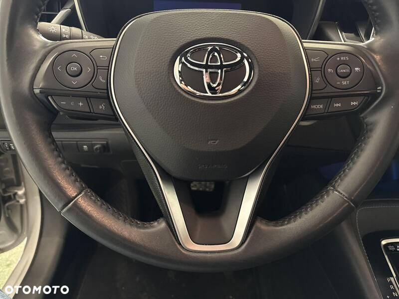 Toyota Corolla - 13