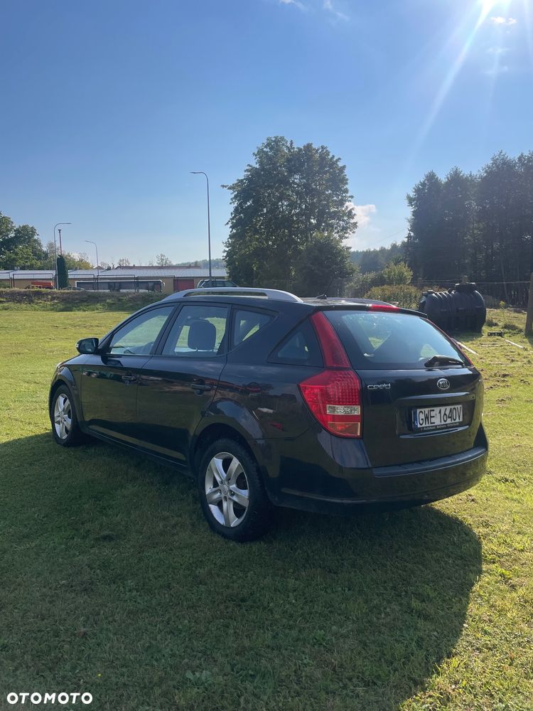 Kia Ceed Cee'd 1.6 Crdi Optimum + - 6
