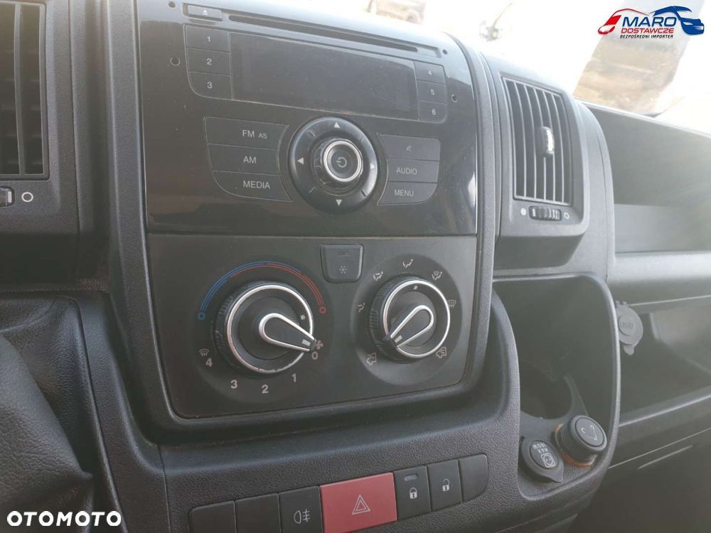 Peugeot BOXER KONTENER WINDA 3,0 180KM - 22