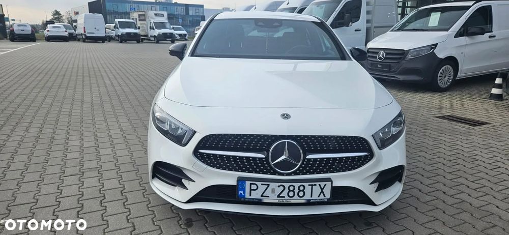 Mercedes-Benz Klasa A 180 d AMG Line 7G-DCT - 14